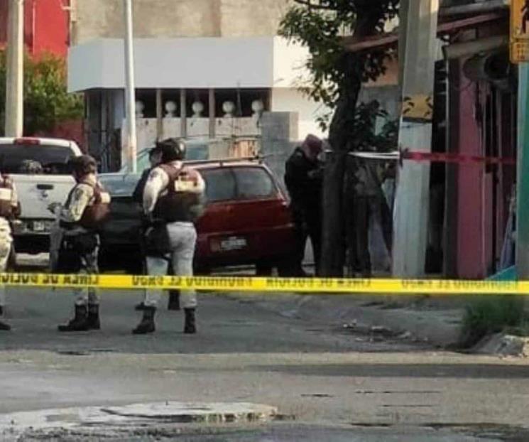 Entran a barbería y asesinan a hombre