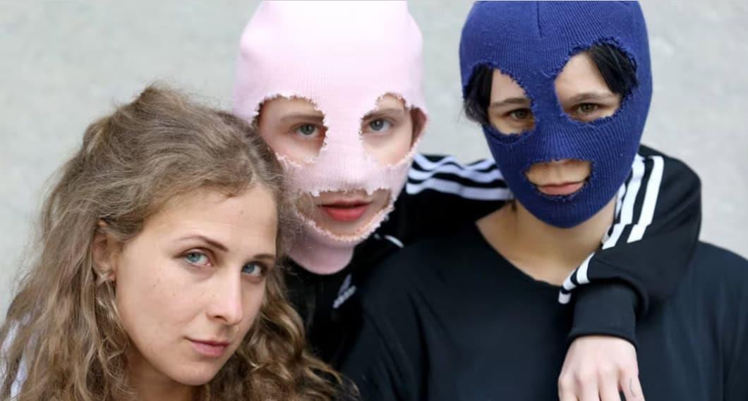 Integrantes de Pussy Riot son sentenciadas a 13 a&ntilde;os de prisi&oacute;n