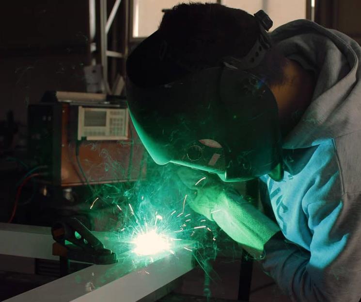 Inegi proyecta ligero crecimiento de actividad econ&oacute;mica en agosto