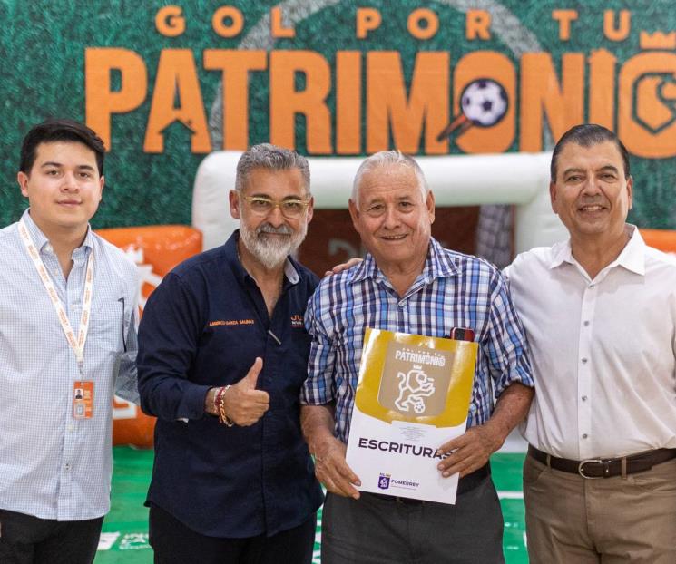 Realiza Juárez tercera entrega de ´Gol por tu Patrimonio´ Realiza Juárez tercera entrega de ´Gol por tu Patrimonio´