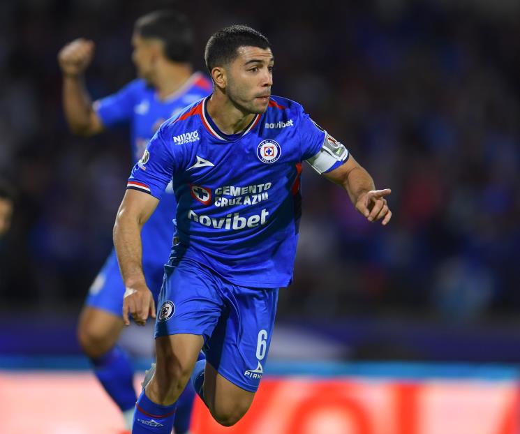 Cruz Azul derrota a Bravos y se mantiene en el liderato