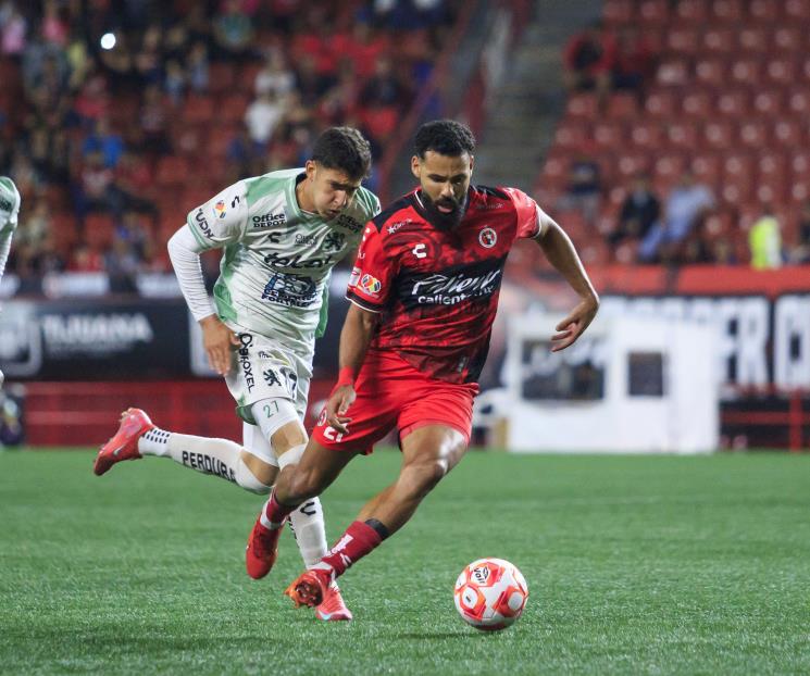 Humillan Xolos al Le&oacute;n, los golean 5 a 0