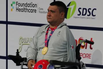 Logra Arnulfo oro en Campeonato Mundial de Paranataci&oacute;n