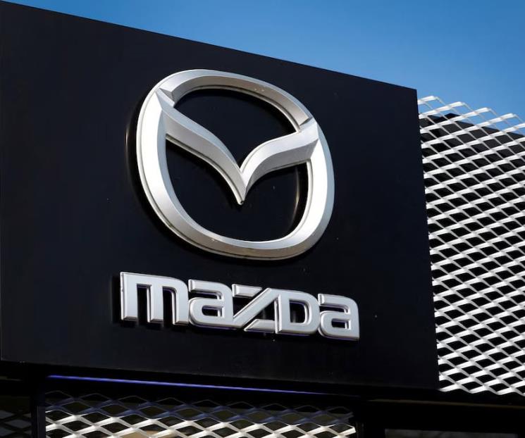 Profeco alerta por desperfecto en mil 341 veh&iacute;culos Mazda