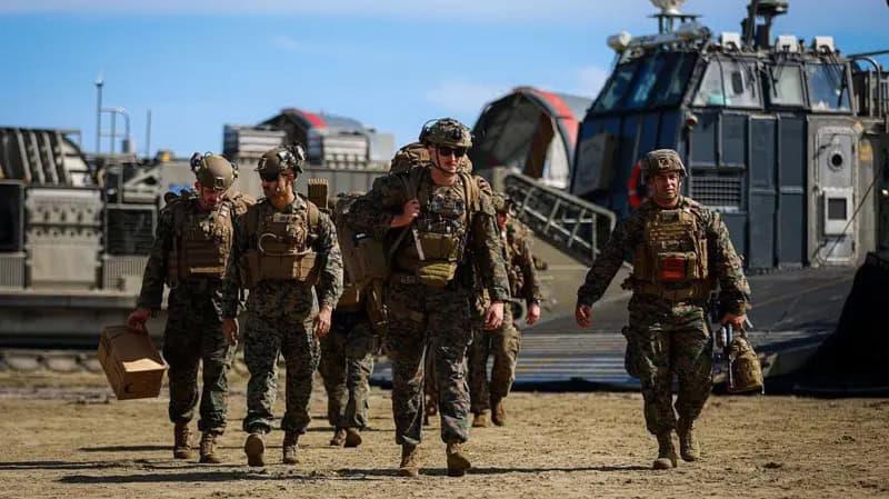 &acute;Podr&iacute;a el despliegue militar en el Caribe apuntar contra Maduro&acute;