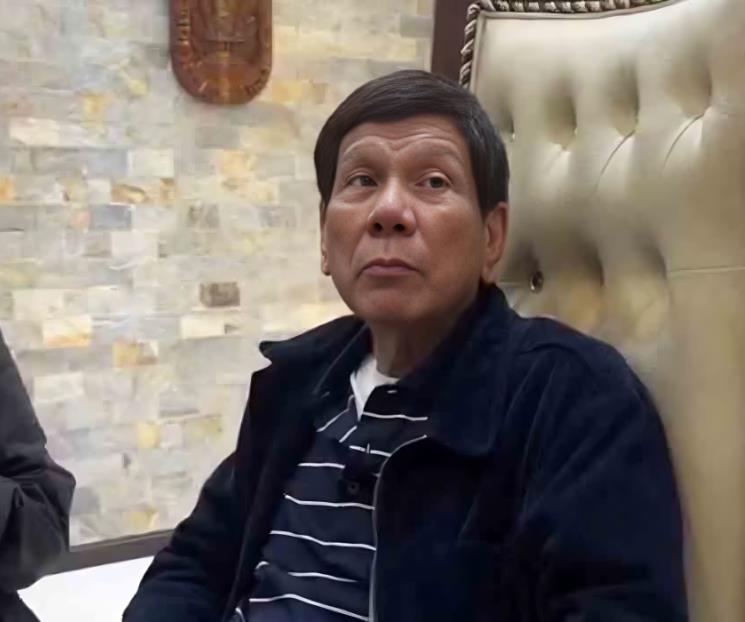 Imputan a Duterte por cr&iacute;menes de lesa humanidad