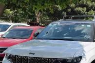 Atacan camioneta con nieta de Rubén Rocha Atacan camioneta con nieta de Rubén Rocha