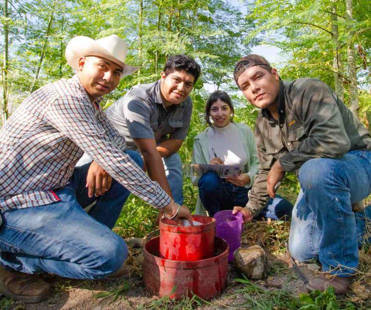 Unidad de Aramberri cumple dos d&eacute;cadas con crecimiento acad&eacute;mico