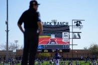 Tendr&aacute;n GL en 2026 &aacute;rbitros robots