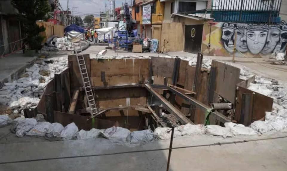 Avanza 40% la reparación del socavón en Iztapalapa Avanza 40% la reparación del socavón en Iztapalapa