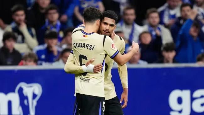 Remonta Barcelona y vence al Oviedo