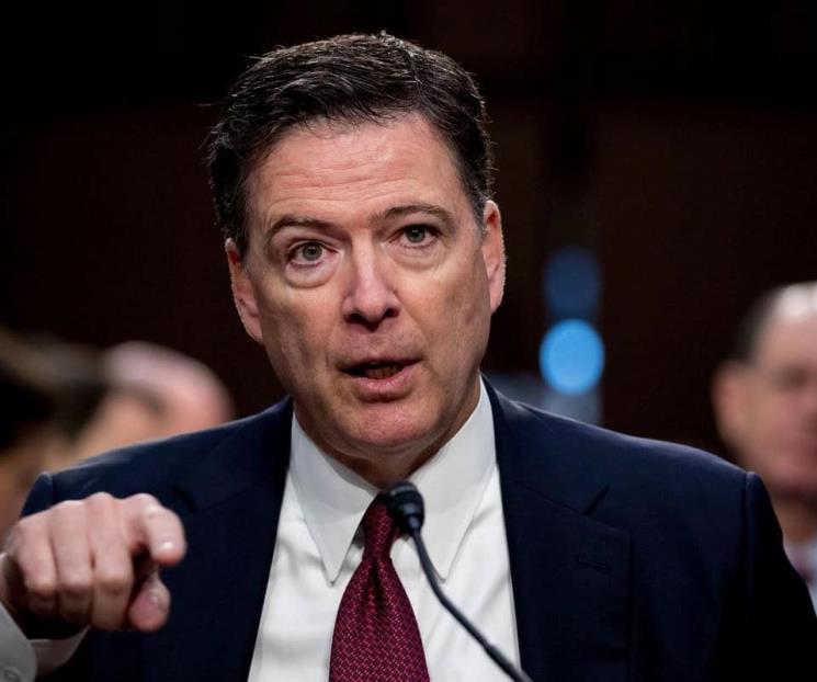 Acusan a ex director del FBI de declaración falsa Acusan a ex director del FBI de declaración falsa