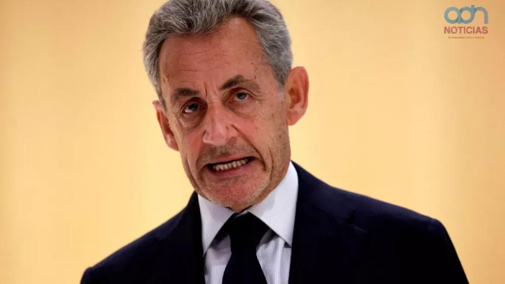 Condenan a cinco de años de cárcel al ex presidente francés, Nicola Condenan a cinco de años de cárcel al ex presidente francés, Nicola