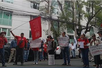 Trabajadores del INAH exigen respeto a derechos laborales