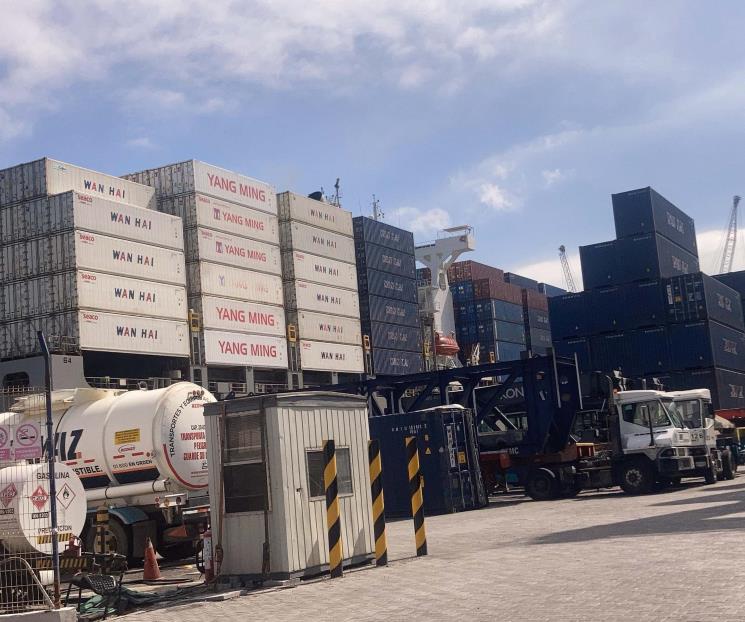 Exportaciones mexicanas crecen en agosto y ligan tres meses al alza Exportaciones mexicanas crecen en agosto y ligan tres meses al alza