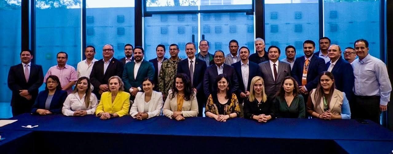Sostienen encuentro de trabajo los delegados federales de NL Sostienen encuentro de trabajo los delegados federales de NL