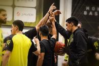 Inicia con triunfo Fuerza Regia ante Correcaminos