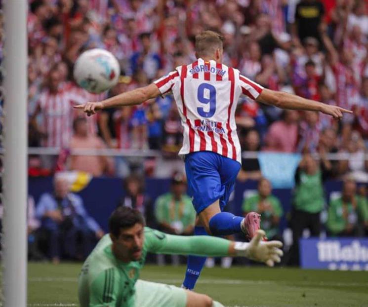 Vence Atlético al Real Madrid en el derby madrileño
