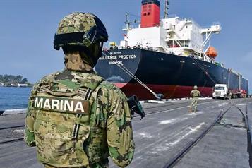 Citan al contralmirante Fernando Farías Laguna