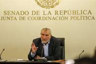 Defiende Adán Augusto ingresos y acusa ataques Defiende Adán Augusto ingresos y acusa ataques