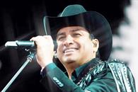 Confirma Juli&oacute;n &Aacute;lvarez concierto en Monterrey