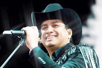 Confirma Juli&oacute;n &Aacute;lvarez concierto en Monterrey