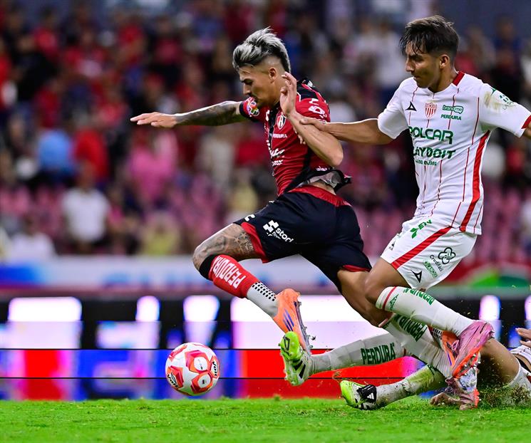 Atlas sorprende al Necaxa