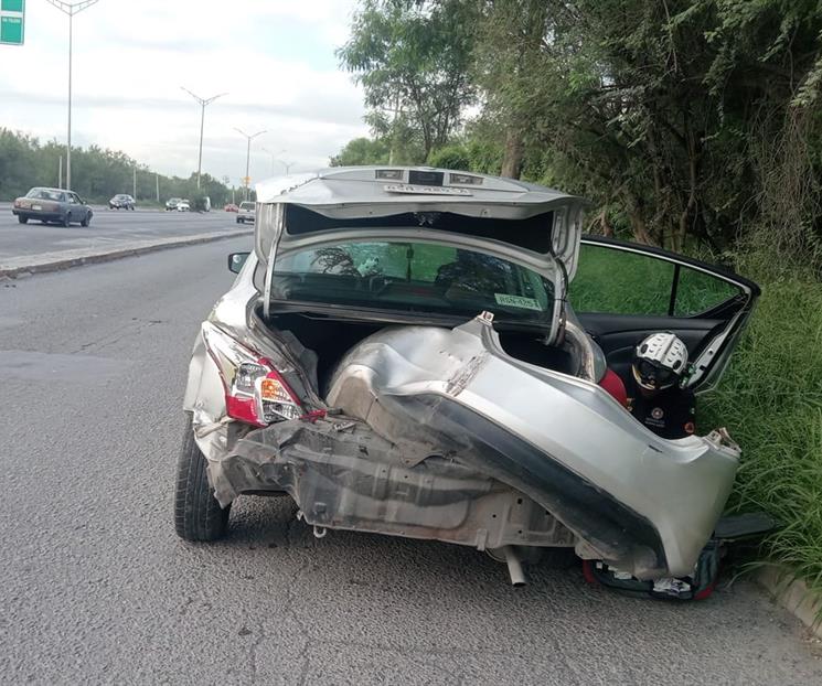 Accidente entre dos autos deja un lesionado en Carretera a Laredo