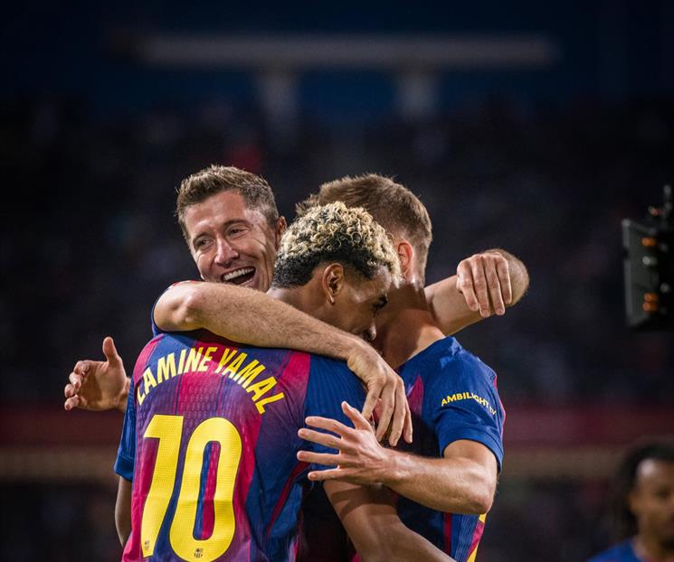 Derrota Barcelona a la Real y lideran en España Derrota Barcelona a la Real y lideran en España
