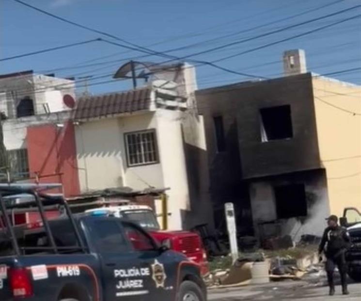 Prenden fuego a vivienda