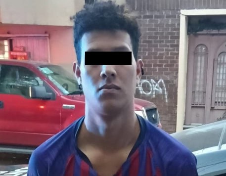 Golpea a su pareja con una sart&eacute;n