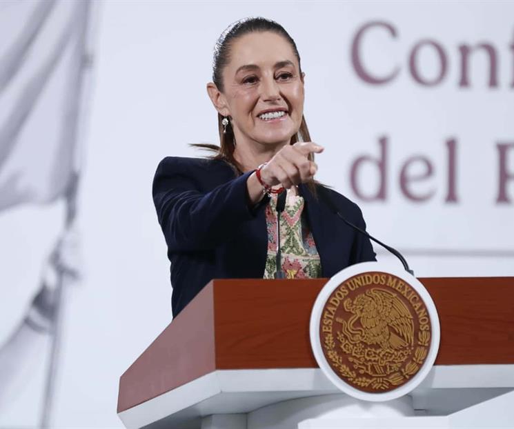 Sheinbaum celebra casi medio mill&oacute;n de asistentes en informes