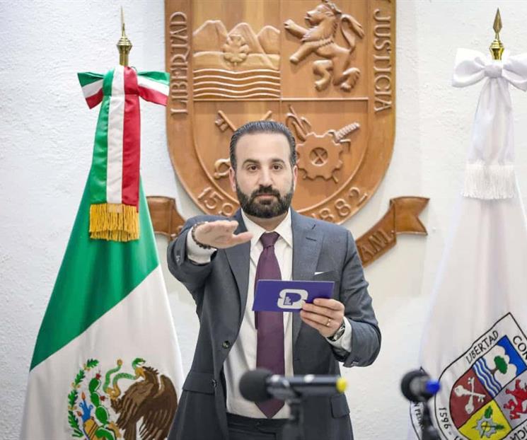 Toma protesta como alcalde sustituto de SP Toma protesta como alcalde sustituto de SP