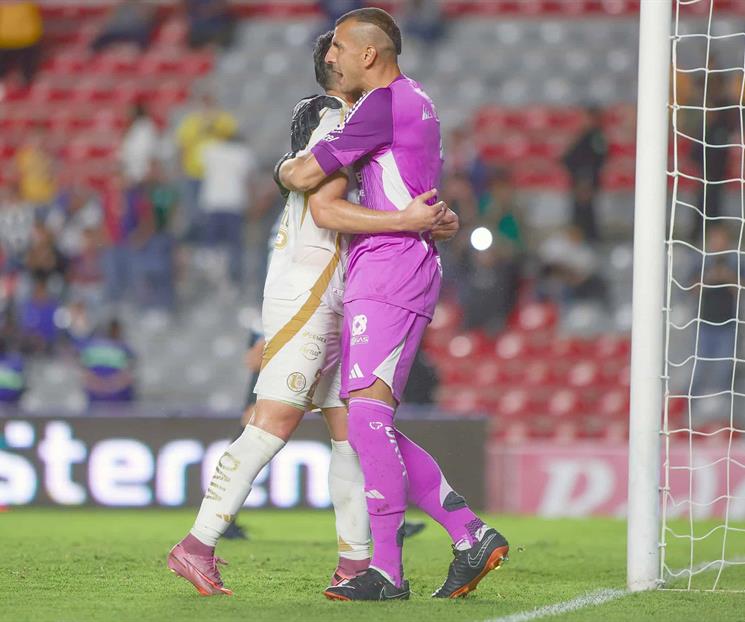 Suma Tigres 7 partidos sin recibir gol en el Torneo Apertura 2025 Suma Tigres 7 partidos sin recibir gol en el Torneo Apertura 2025