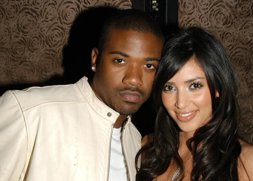 Demandan Kim Kardashian y su madre a Ray J por difamación Demandan Kim Kardashian y su madre a Ray J por difamación