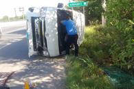 Resulta conductor herido en volcadura Resulta conductor herido en volcadura