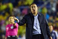 Suspenden dos juegos a Efraín Juárez