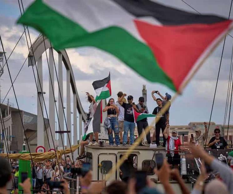 Interceptan flotilla humanitaria cerca de Gaza