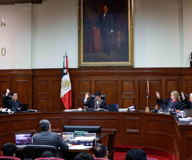 Corte aplaza proyecto de Batres sobre fijar indemnizaciones