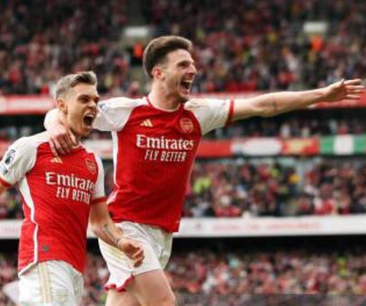 Arsenal sigue con paso perfecto Arsenal sigue con paso perfecto