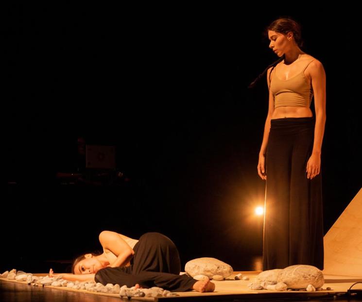 Experimentan una montaña de emociones con arte en movimiento