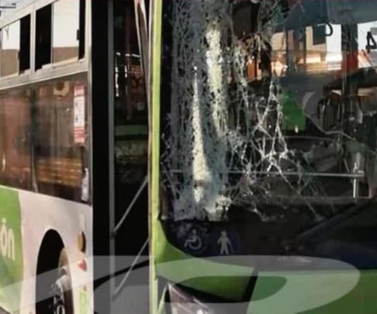 Deja choque seis lesionados
