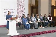 Refuerza México vigilancia en aduanas por huachicol fiscal