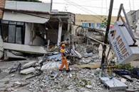 Filipinas continúa con tareas de rescate y ayuda humanitaria