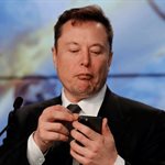 Es Elon Musk, el primer billonario de la historia