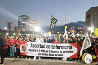 Recuerdan con marcha la masacre del 2 de octubre