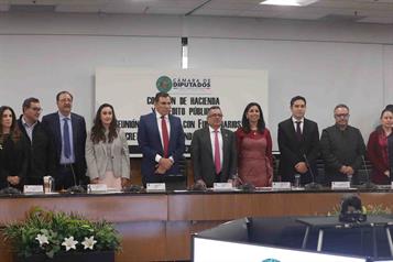 Habrá mano de hierro contra evasores, advierte la SHCP