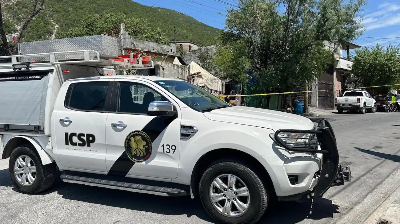 Una intensa movilización policiaca se registró en la zona norte de Monterrey, al reportarse un ataque a balazos, que dejó un saldo de una persona lesionada.