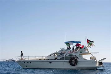 Deporta Israel a activistas de flotilla ´Sumud´