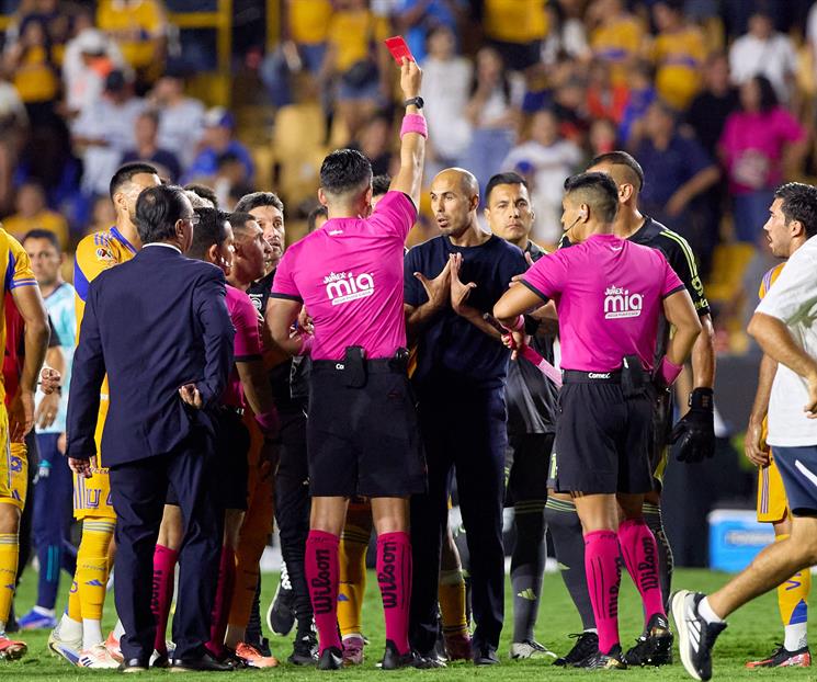 Inconformes Tigres con el arbitraje Inconformes Tigres con el arbitraje